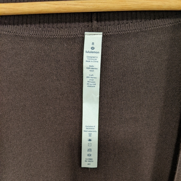 Lululemon Sit In Lotus Wrap II Black Cherry 8 - Picture 15 of 16